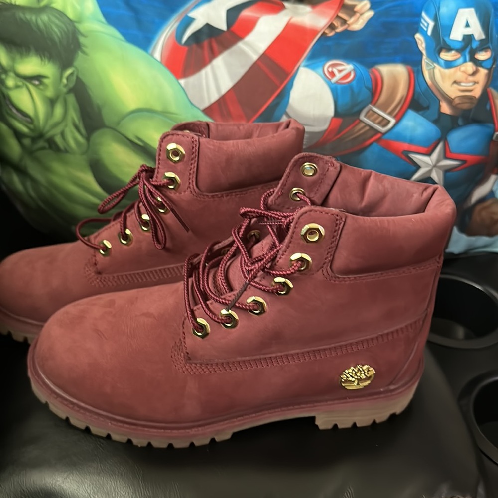 Timberlands - Picture 4 of 5